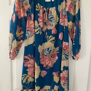 Women’s dress. Size Xs. Knee length.